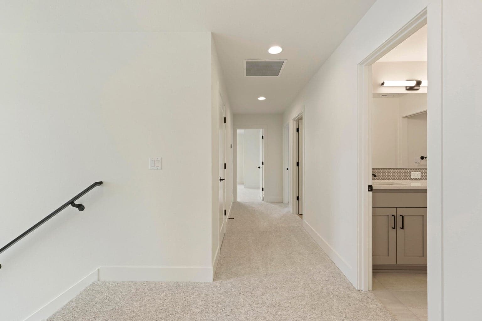Photo of 2793 NE Rainier Drive 28 of 44