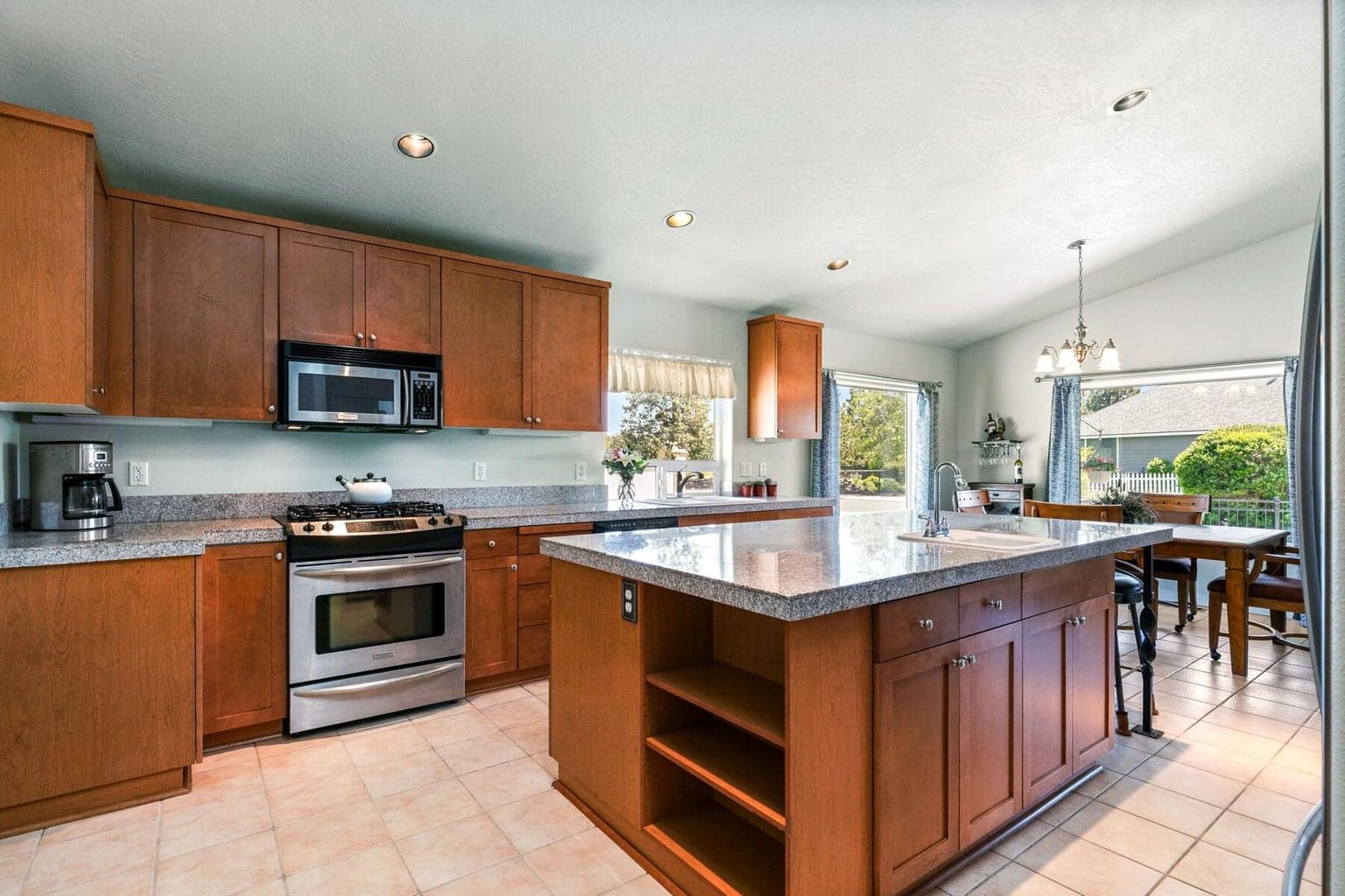 Photo of 4460 SW Trevino Court 9 of 26