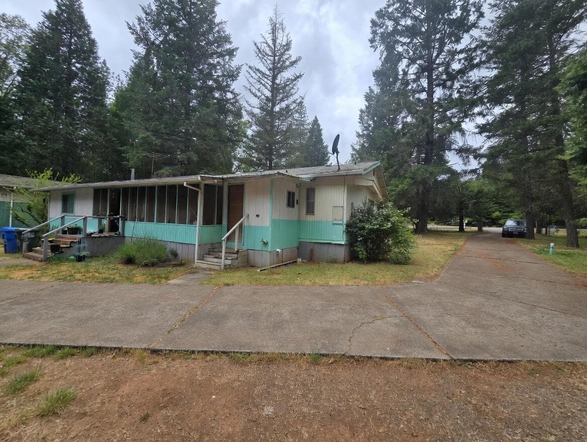 Photo of 3890 Pleasant Creek Road 3 of 12