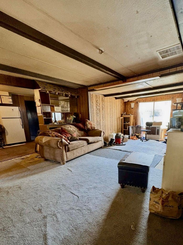 Photo of 16105 Dyke Road 6 of 19