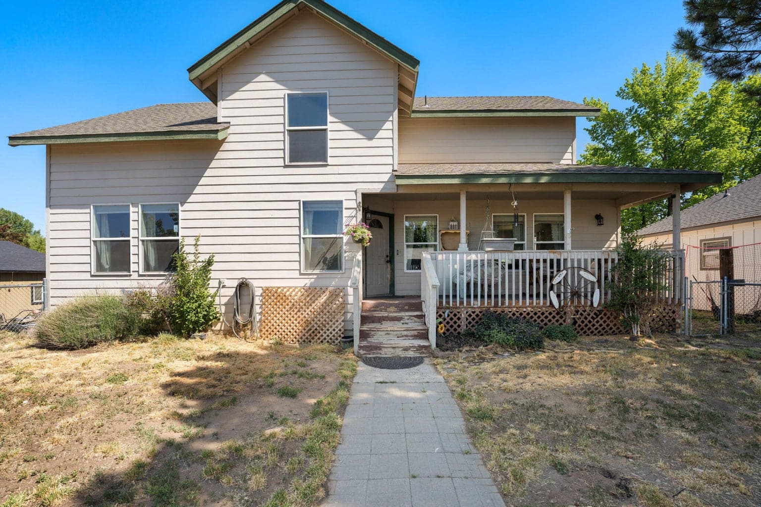 Photo of 251 8th 4 of 39