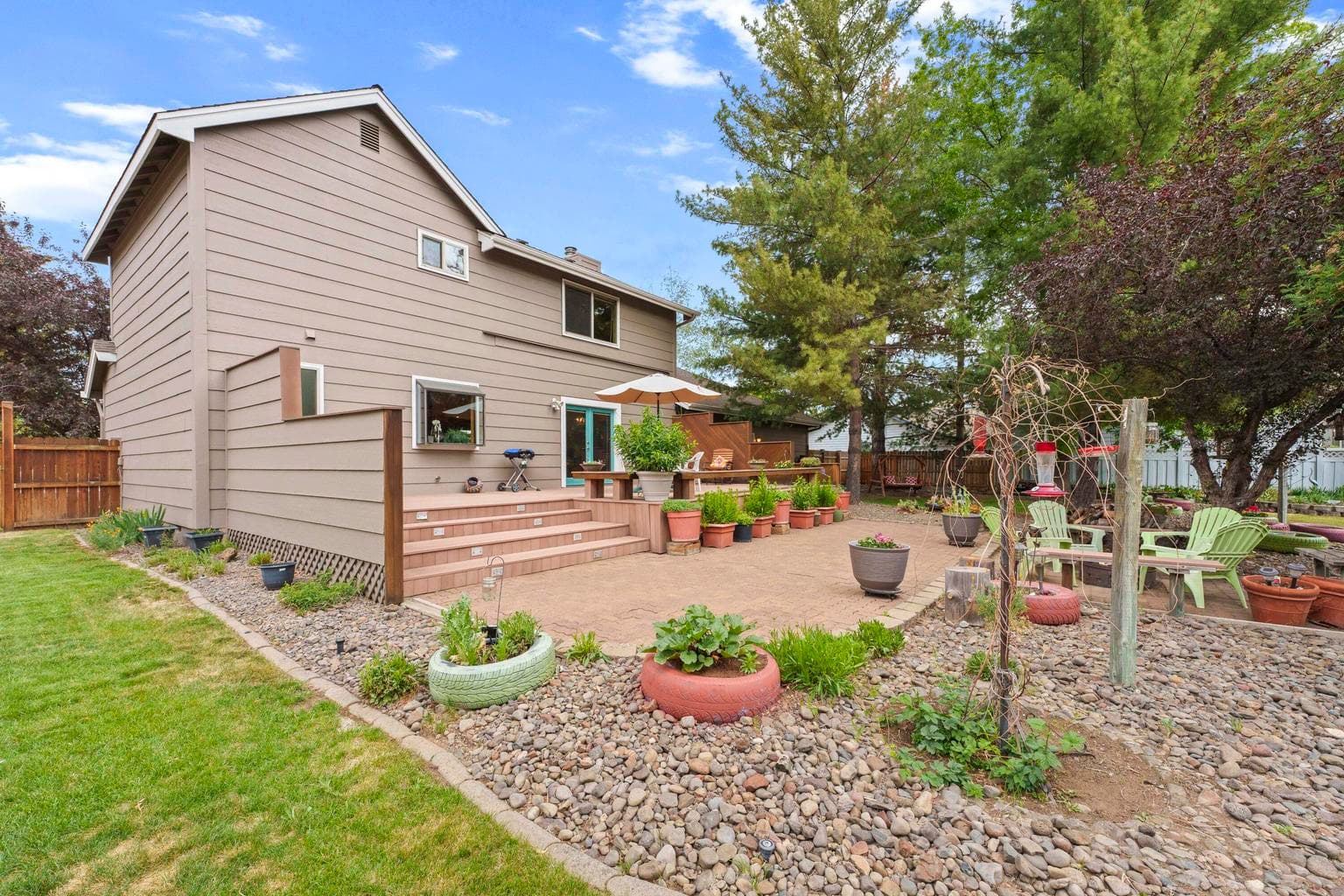 Photo of 1206 NE Paula Drive 25 of 37