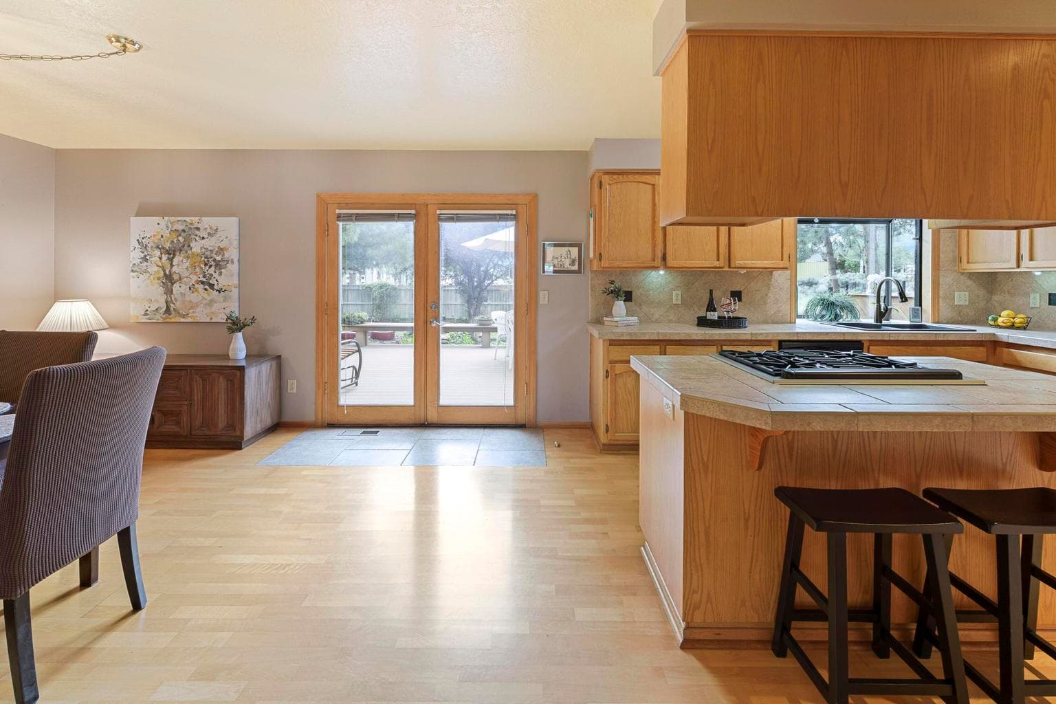 Photo of 1206 NE Paula Drive 12 of 37