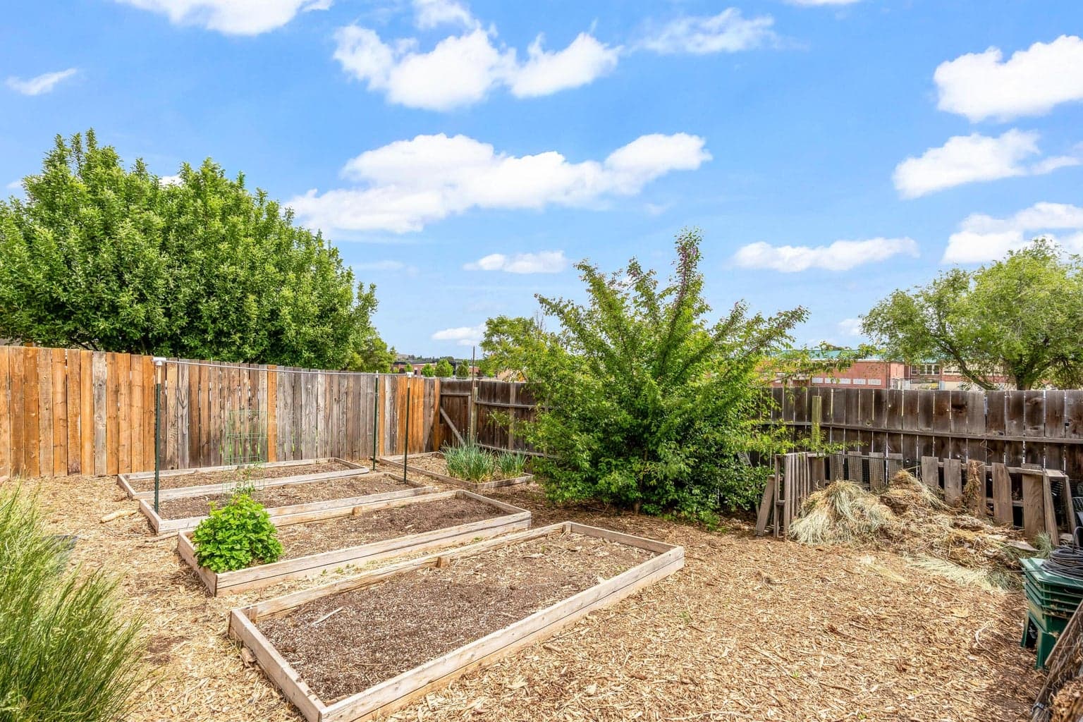 Photo of 496 SW 2nd Street 29 of 36
