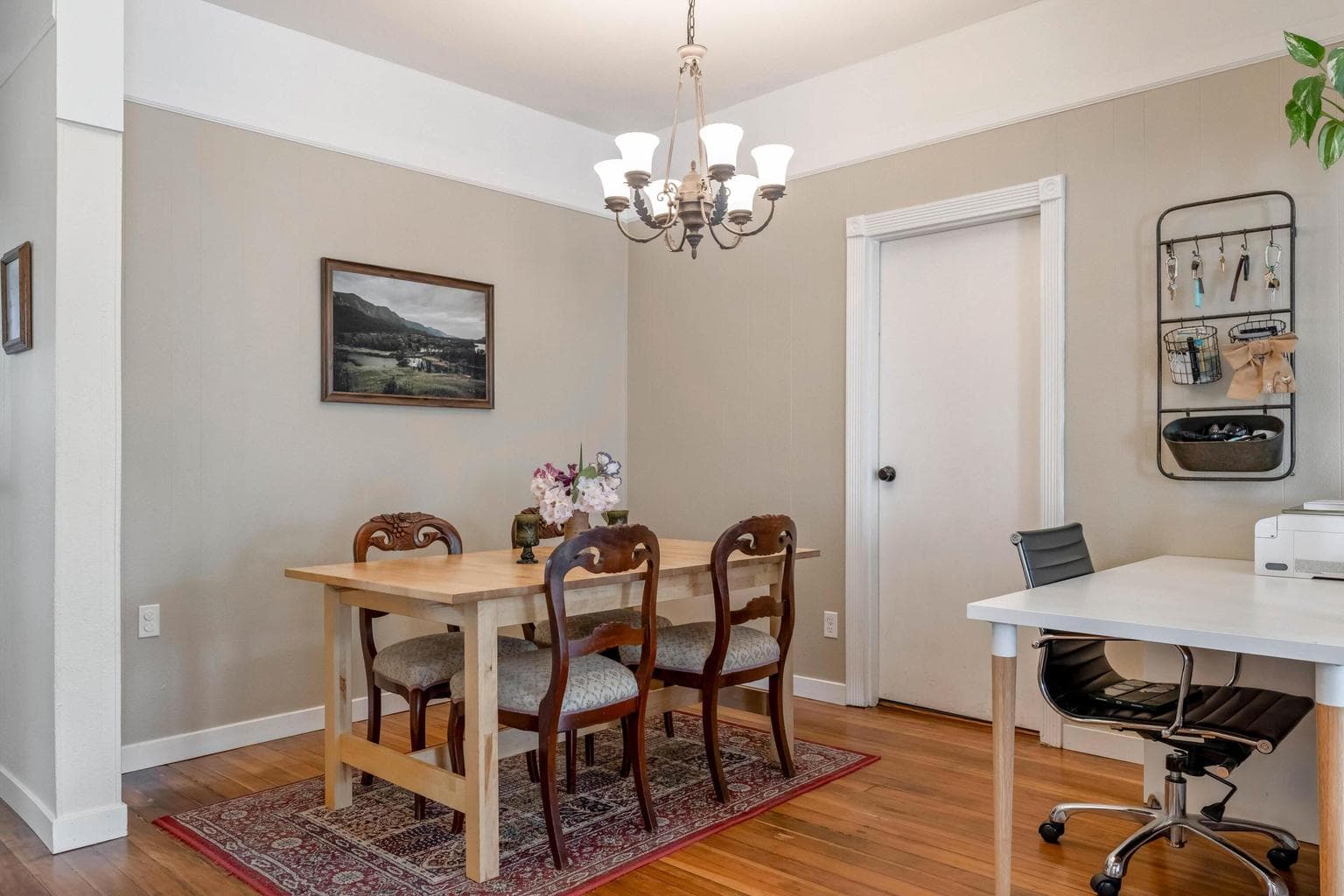 Photo of 496 SW 2nd Street 11 of 36