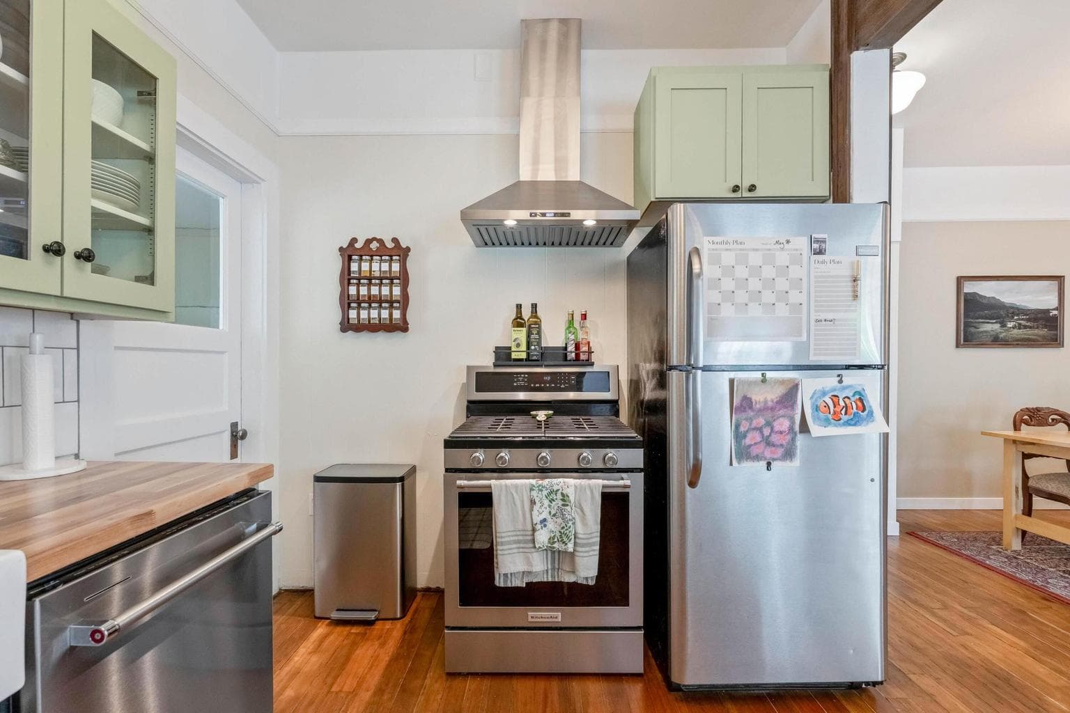 Photo of 496 SW 2nd Street 9 of 36