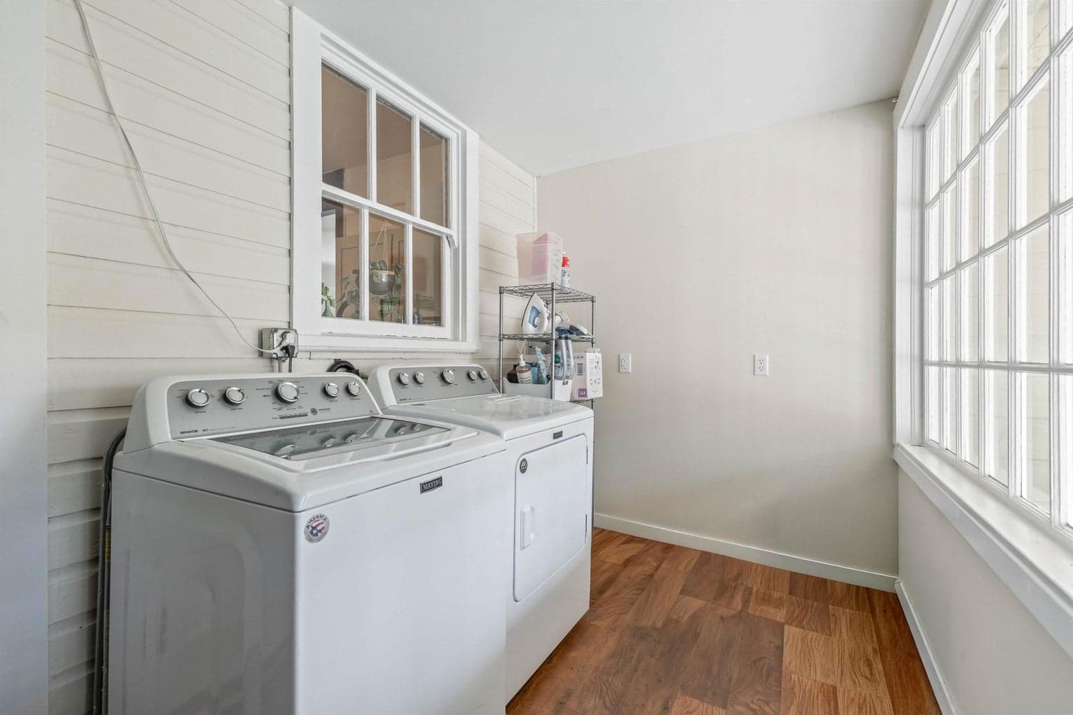 Photo of 496 SW 2nd Street 21 of 36
