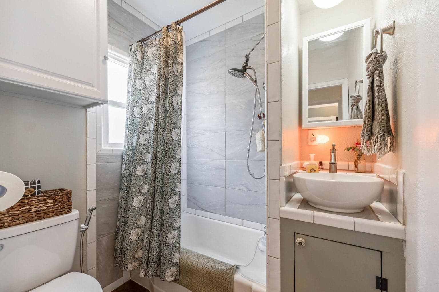 Photo of 496 SW 2nd Street 19 of 36