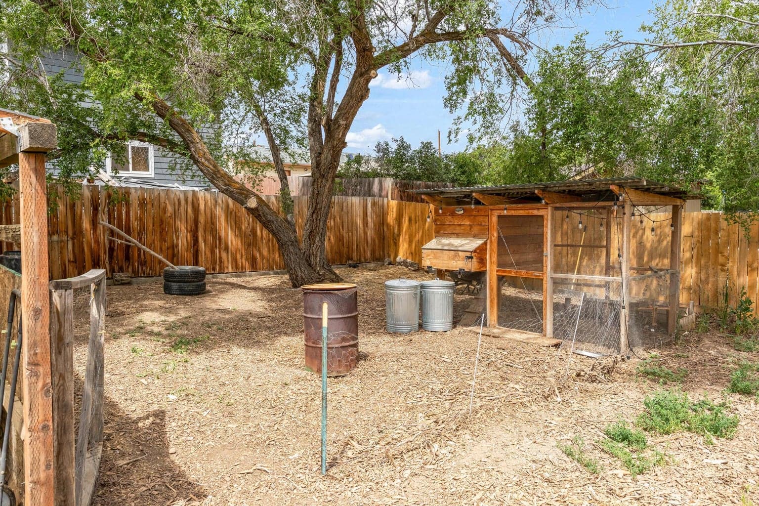 Photo of 496 SW 2nd Street 31 of 36