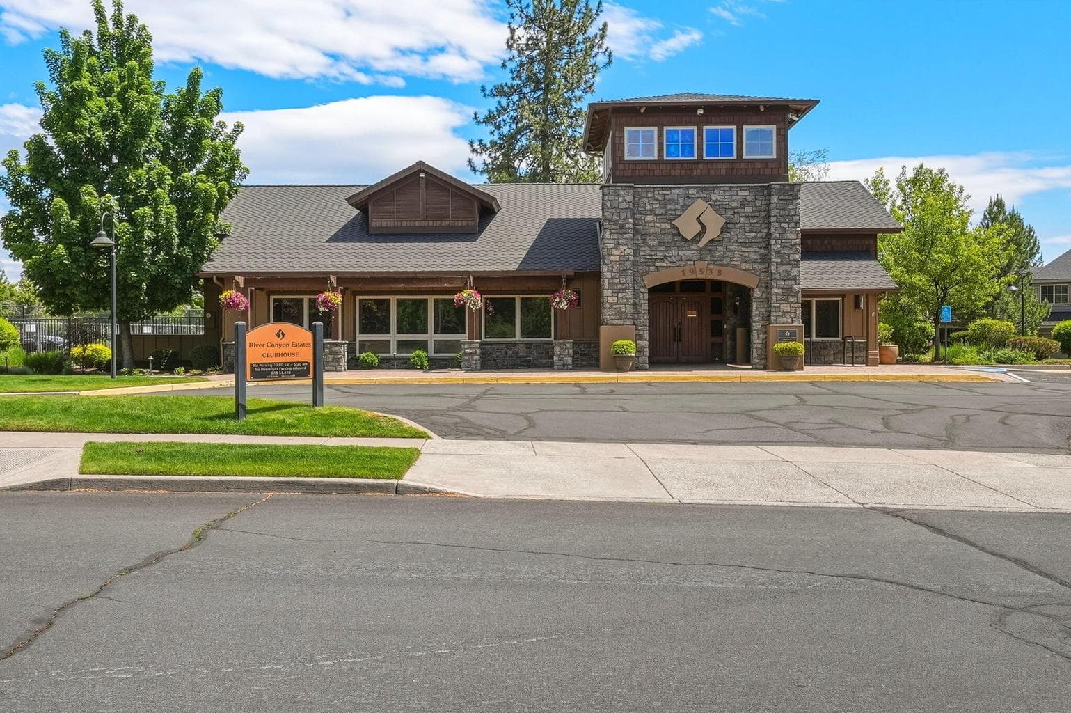 Photo of 61302 Huckleberry Place 42 of 44