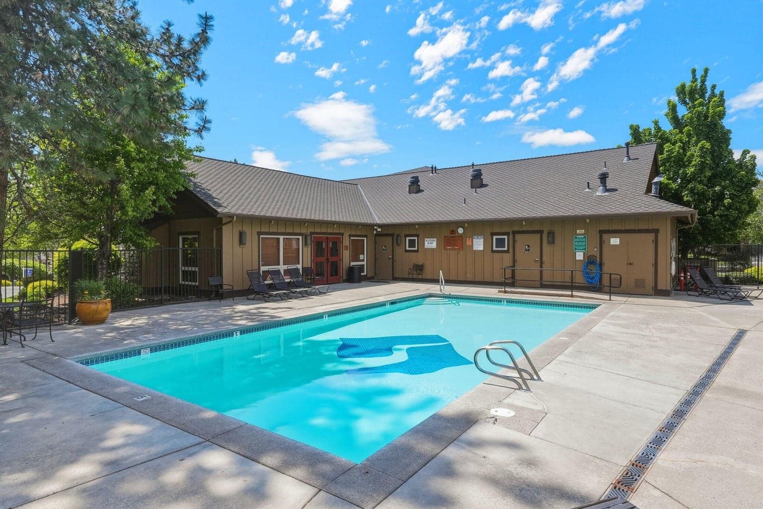 Photo of 61302 Huckleberry Place 44 of 44
