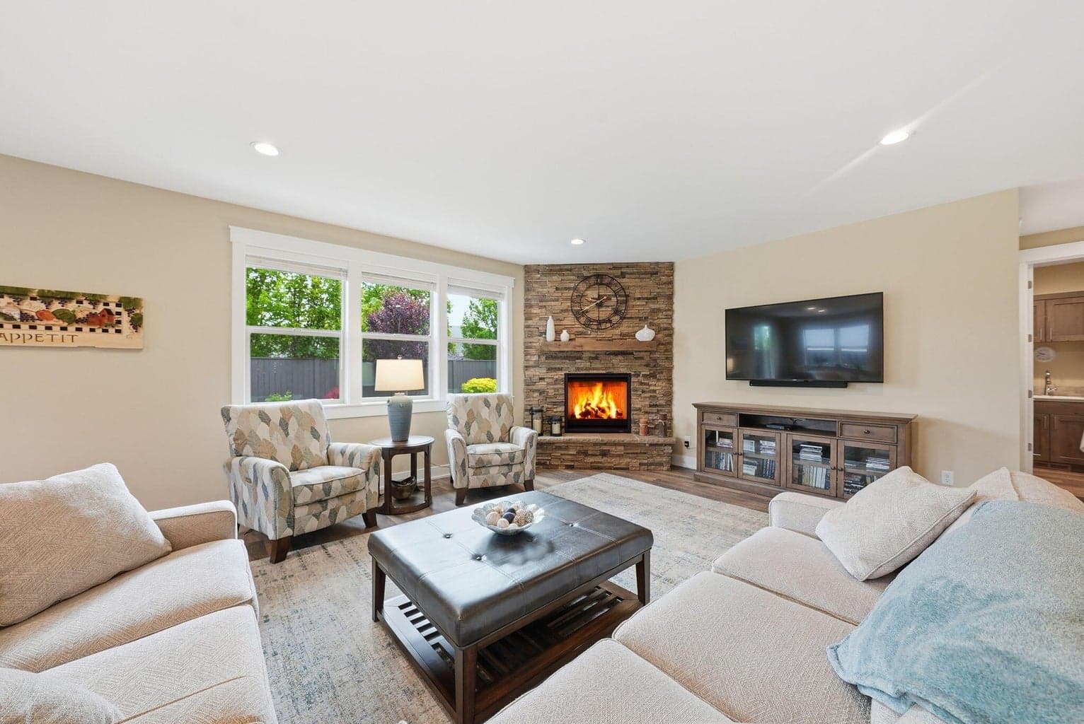 Photo of 2714 23rd 5 of 56