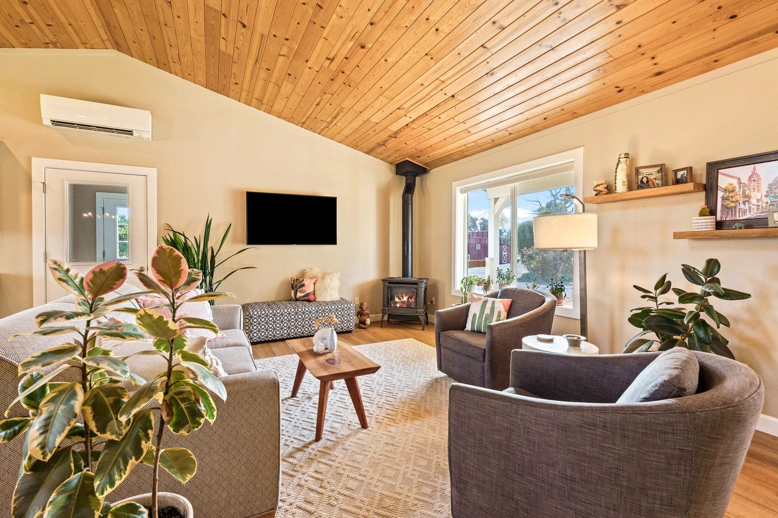 Photo of 24855 Deer Lane 14 of 55