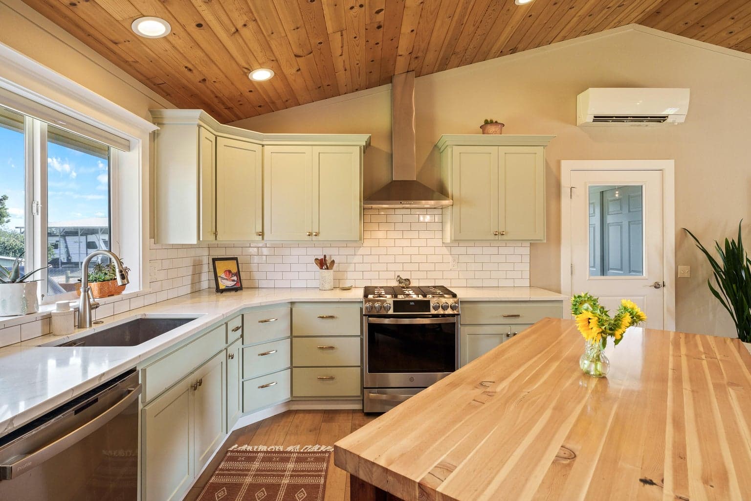 Photo of 24855 Deer Lane 20 of 55