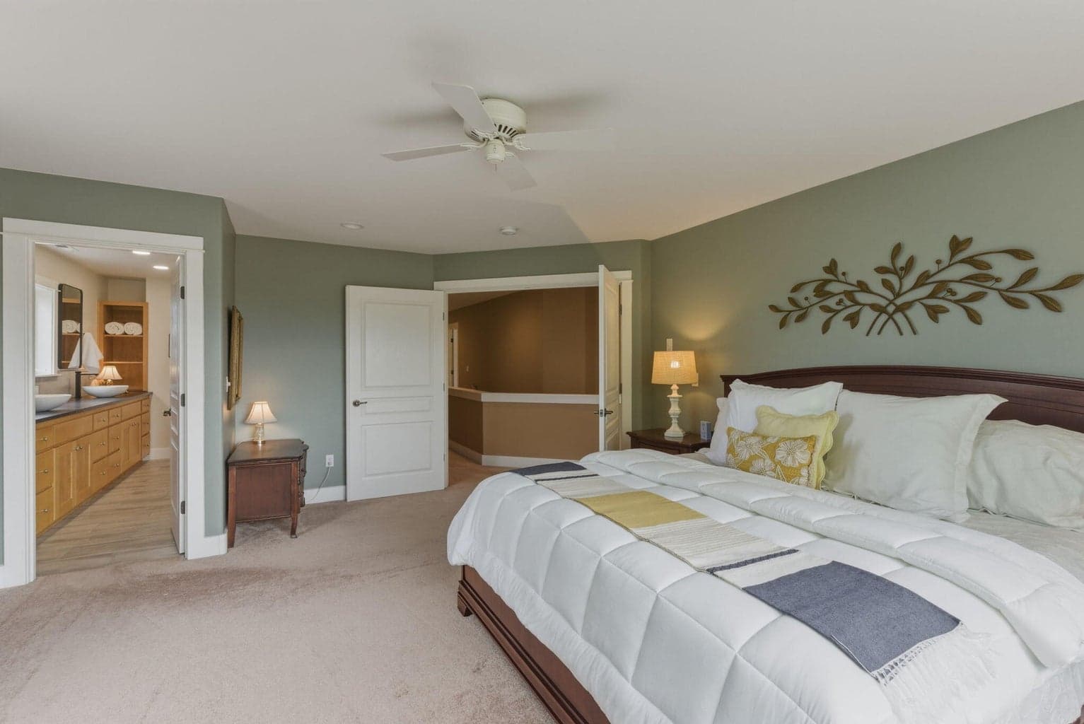 Primary suite