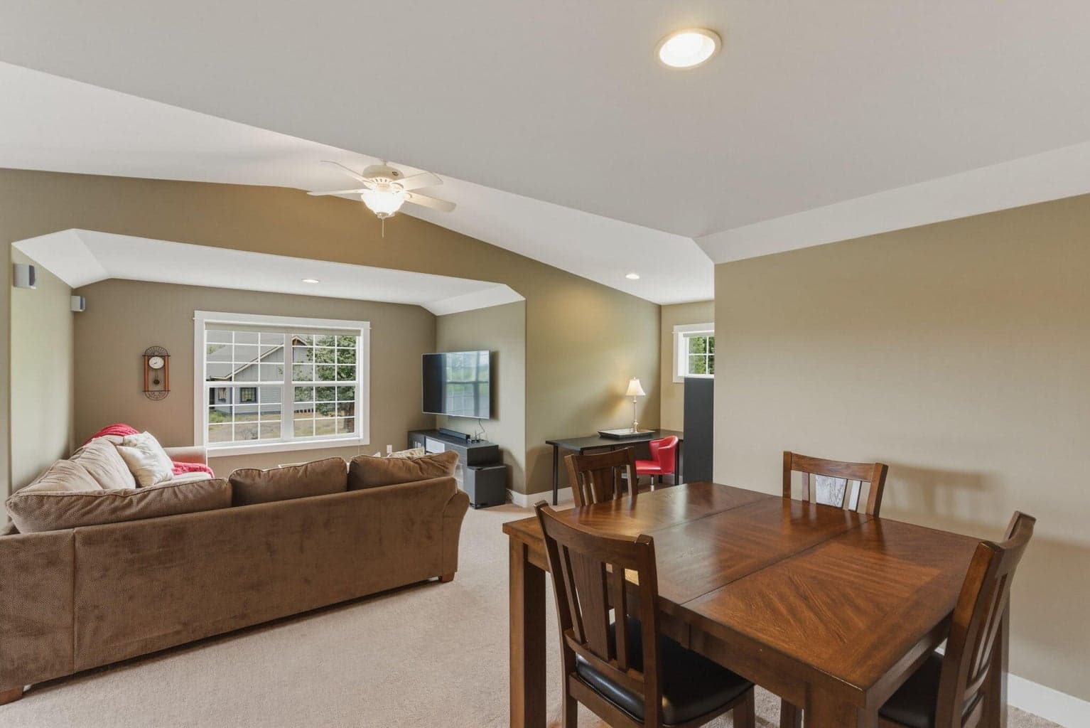 Upstairs bonus room