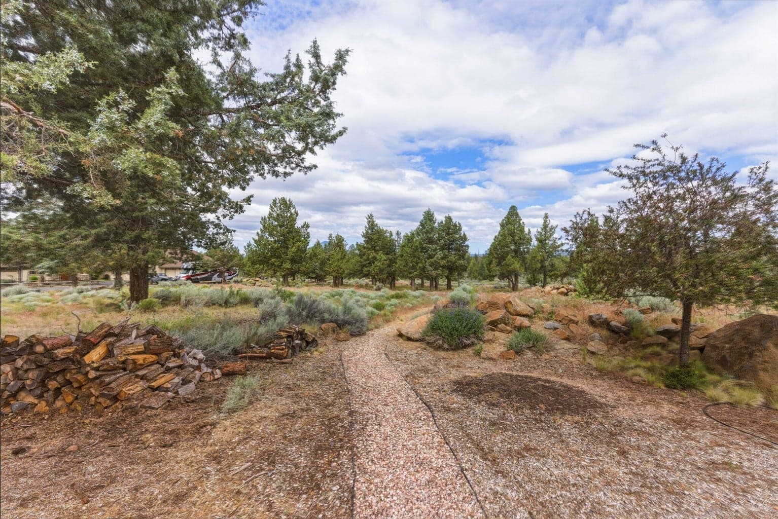 Photo of 17584 Mountain View Road 61 of 71
