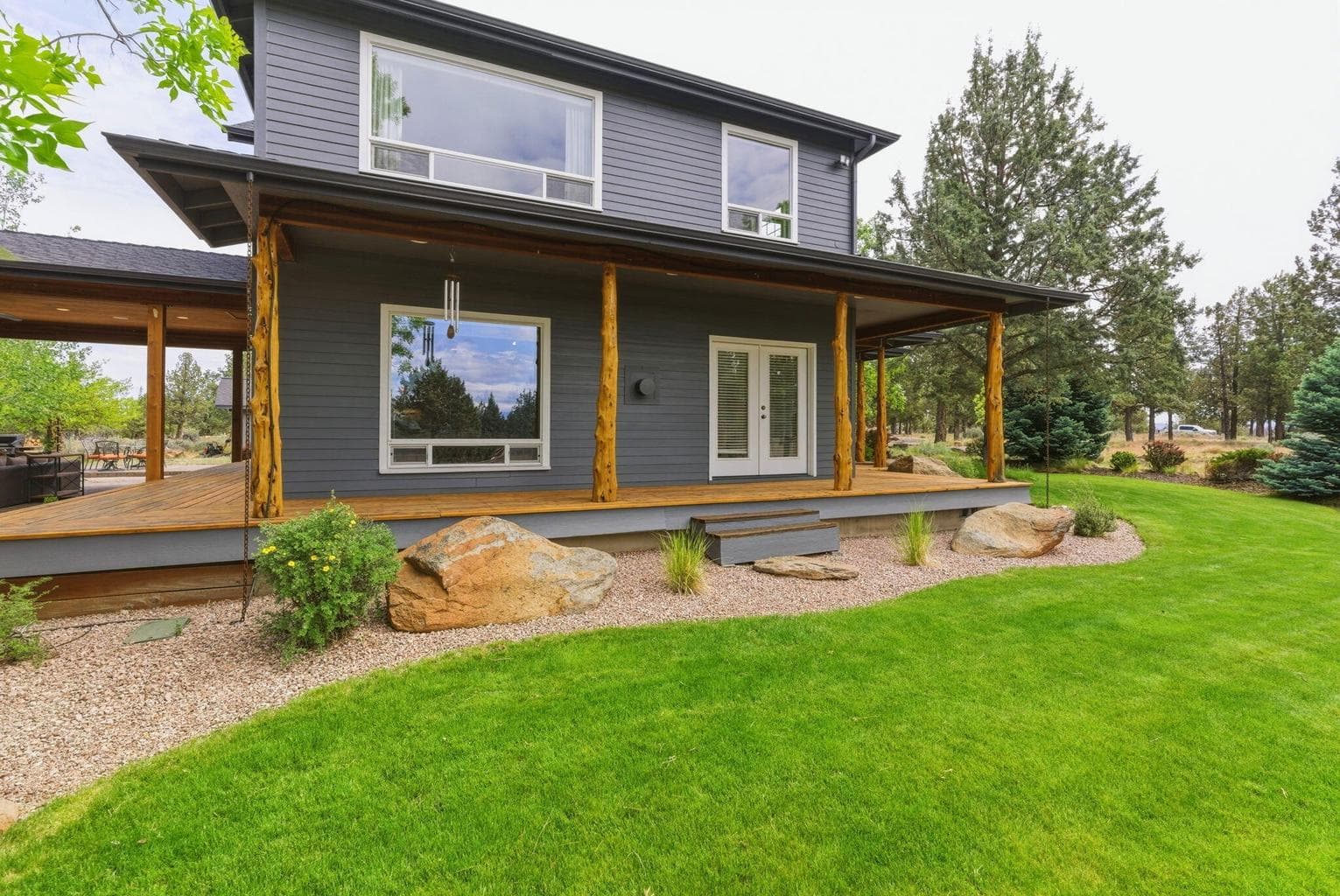 Photo of 17584 Mountain View Road 63 of 71