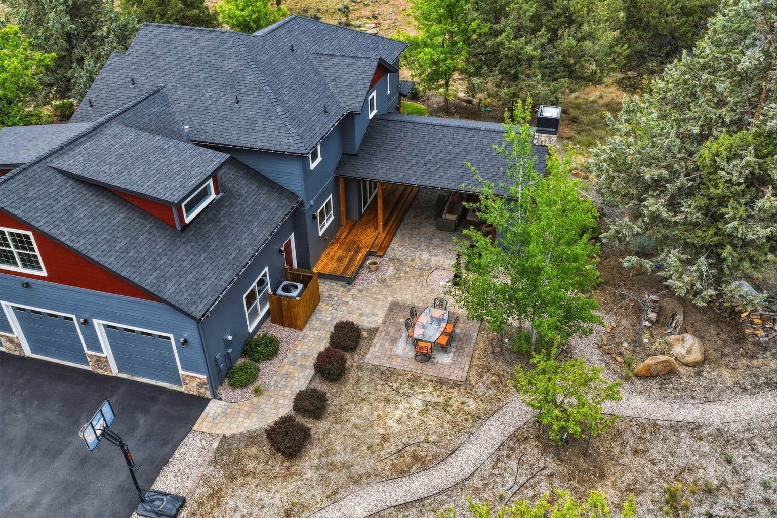Photo of 17584 Mountain View Road 65 of 71