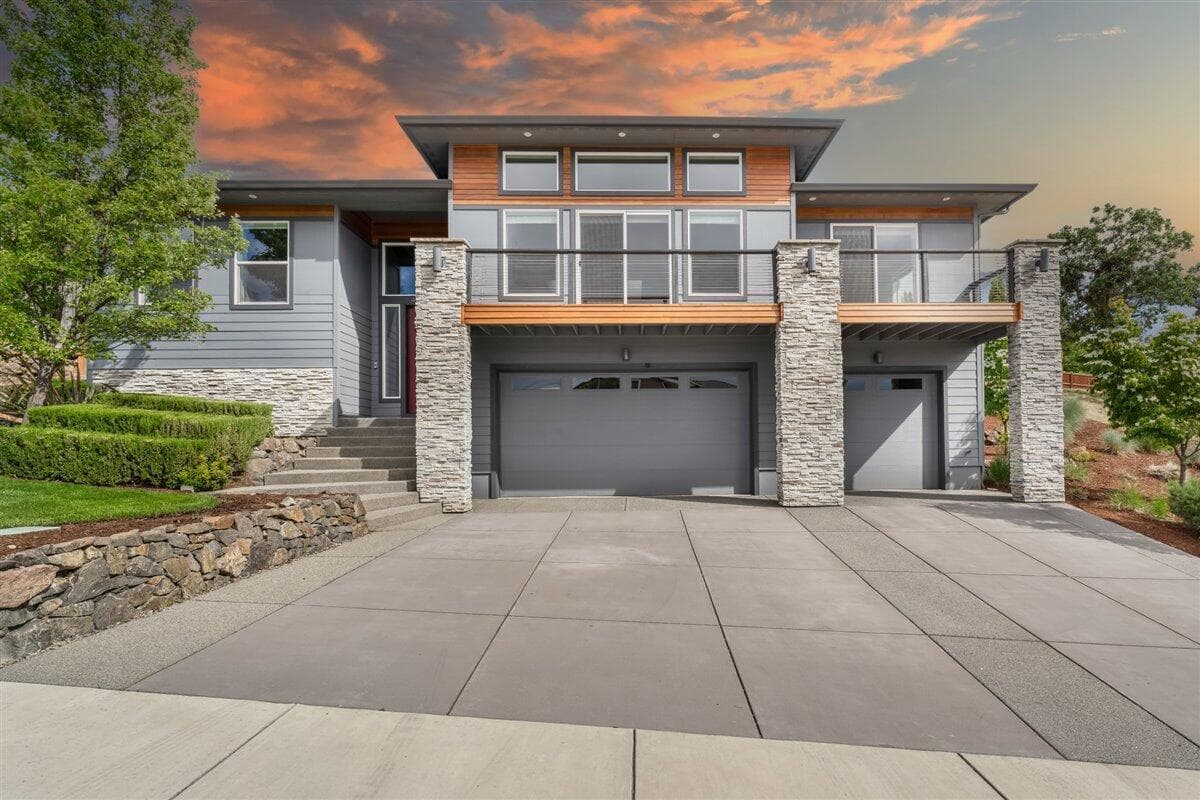 Photo of 4461 Vista Pointe 5 of 63