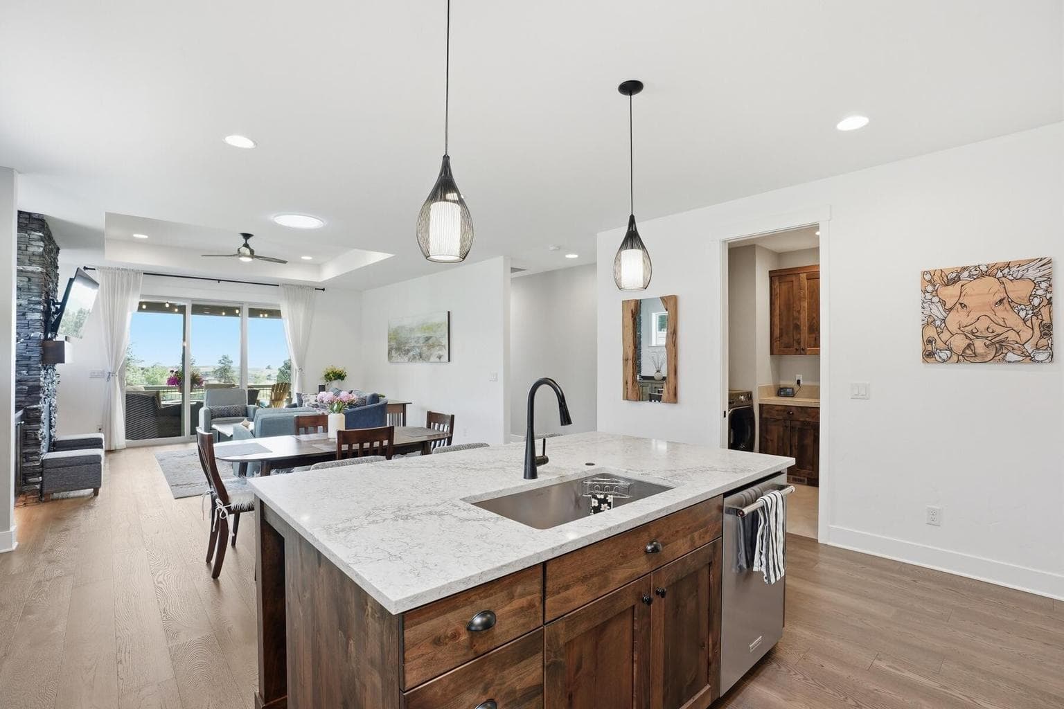 Photo of 2736 NW Fairway Heights Drive 10 of 29