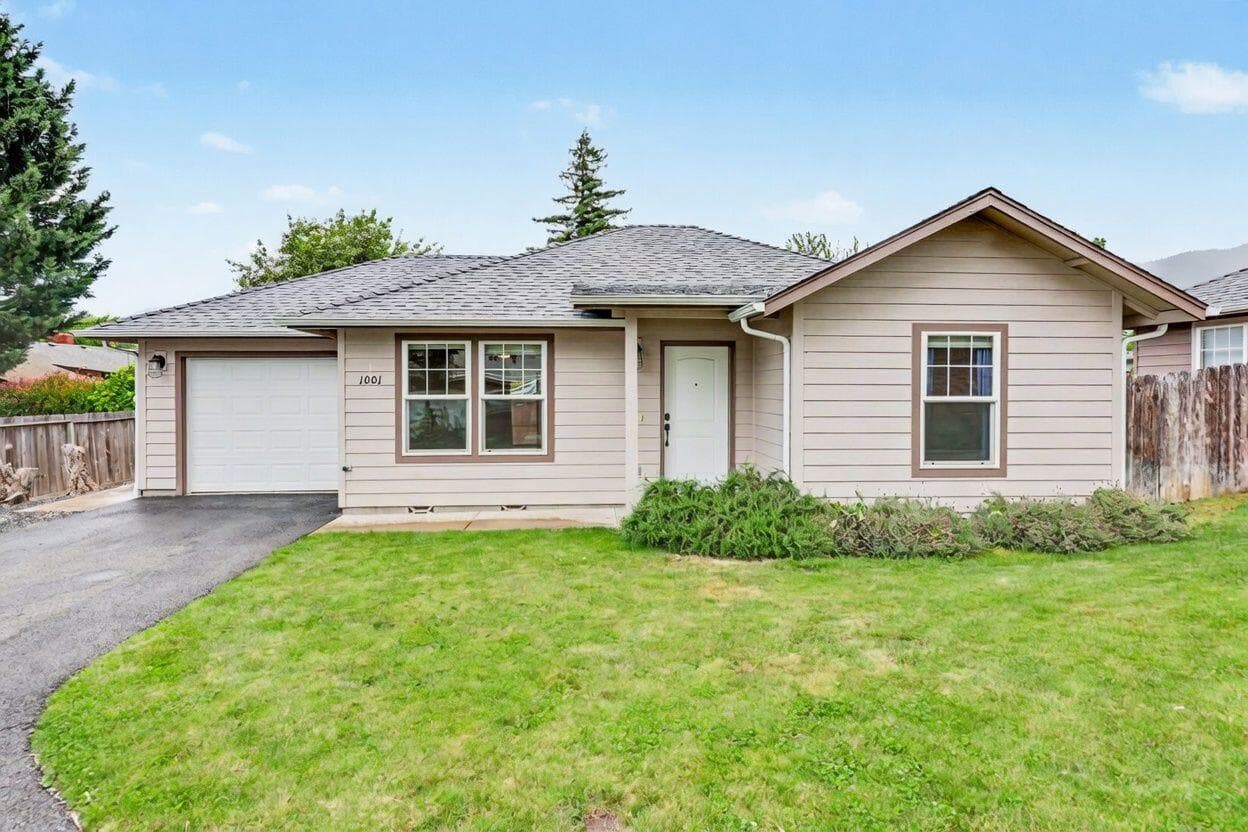 1001 SE Grandview