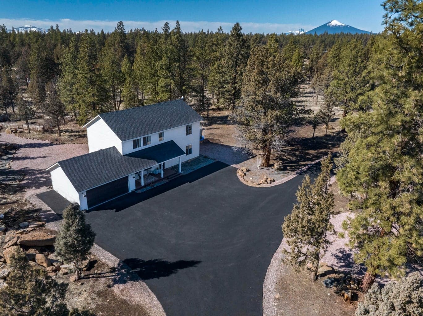 Photo of 69353 Hinkle Butte 3 of 23