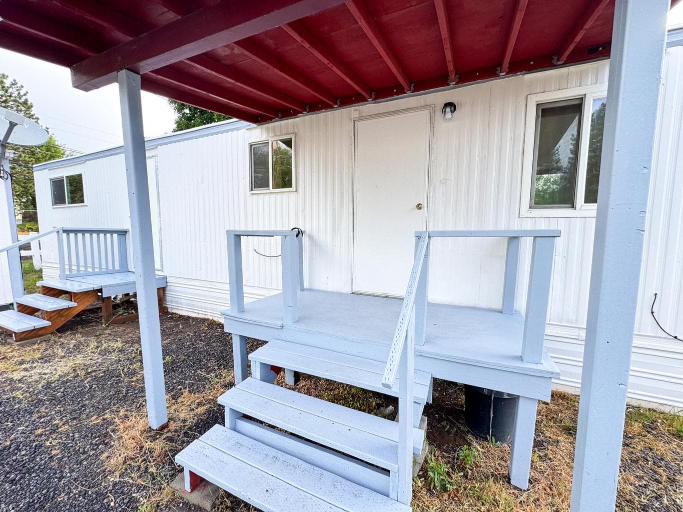 Photo of 2055 Greensprings 2 of 15