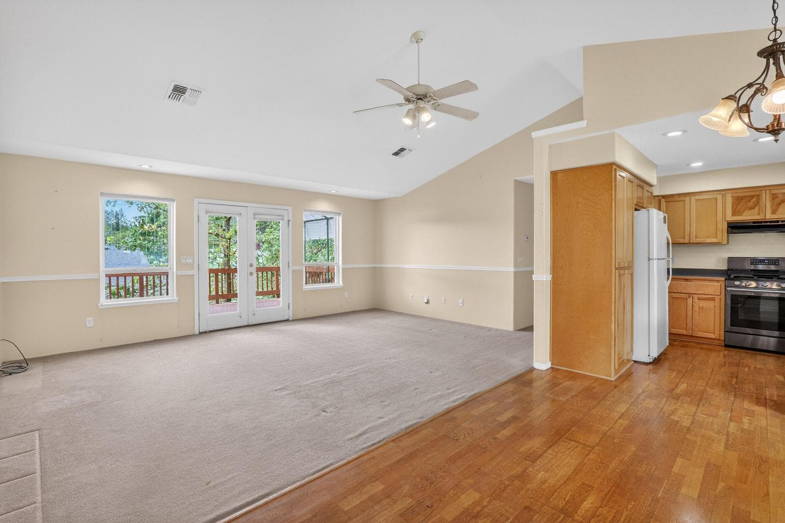 Photo of 1375 Forestview 4 of 37