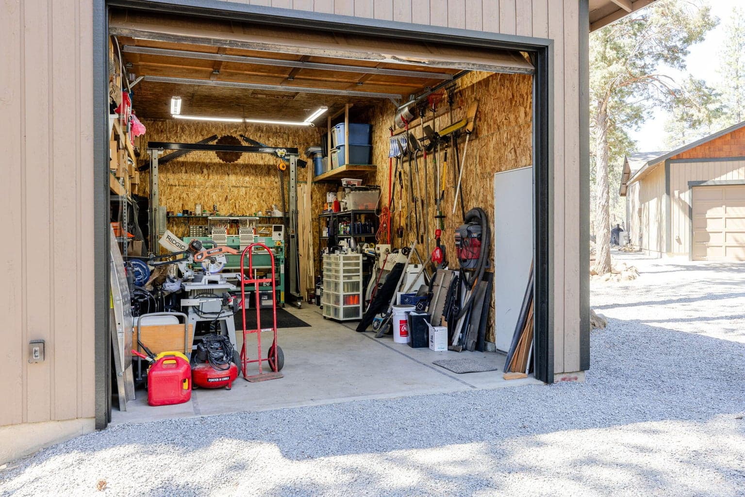 Photo of 15917 Pinion Jay Lane 32 of 44