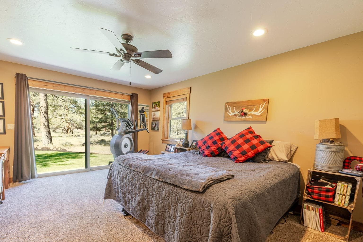 Photo of 15917 Pinion Jay Lane 19 of 44