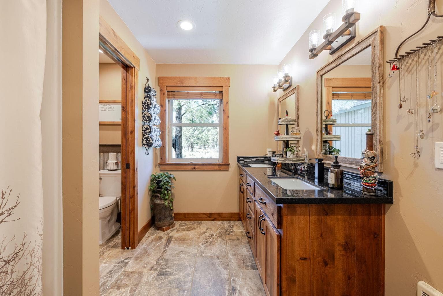 Photo of 15917 Pinion Jay Lane 22 of 44