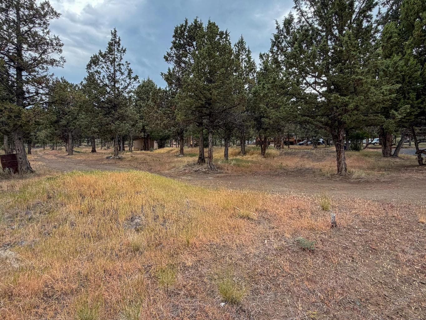 Photo of 14375 SE Juniper Canyon Road 8 of 10