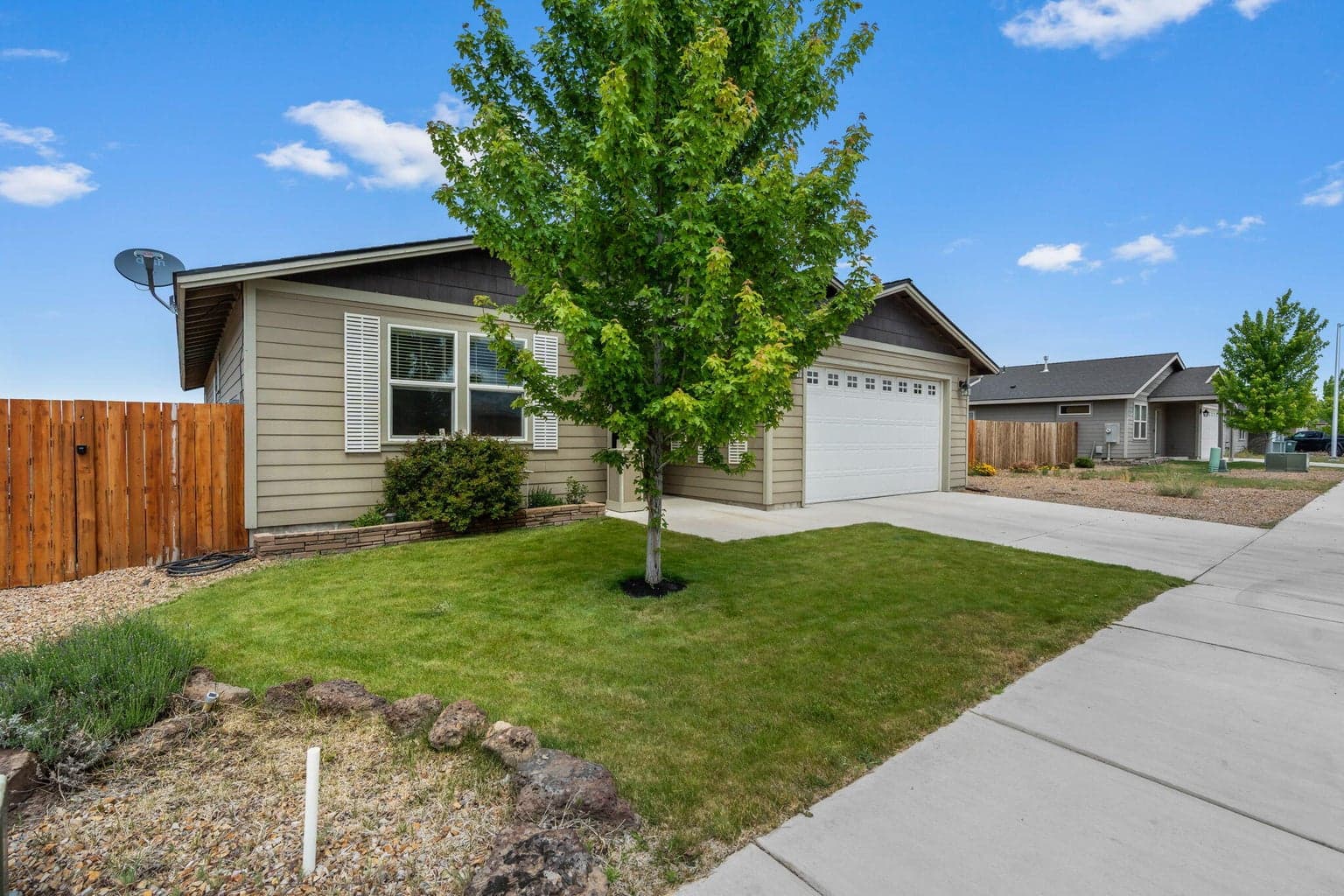 Photo of 495 SE Leisek Way 28 of 40
