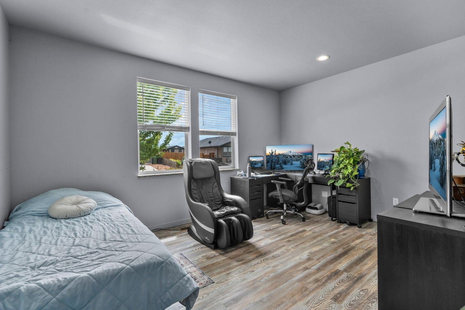 Photo of 495 SE Leisek Way 9 of 40