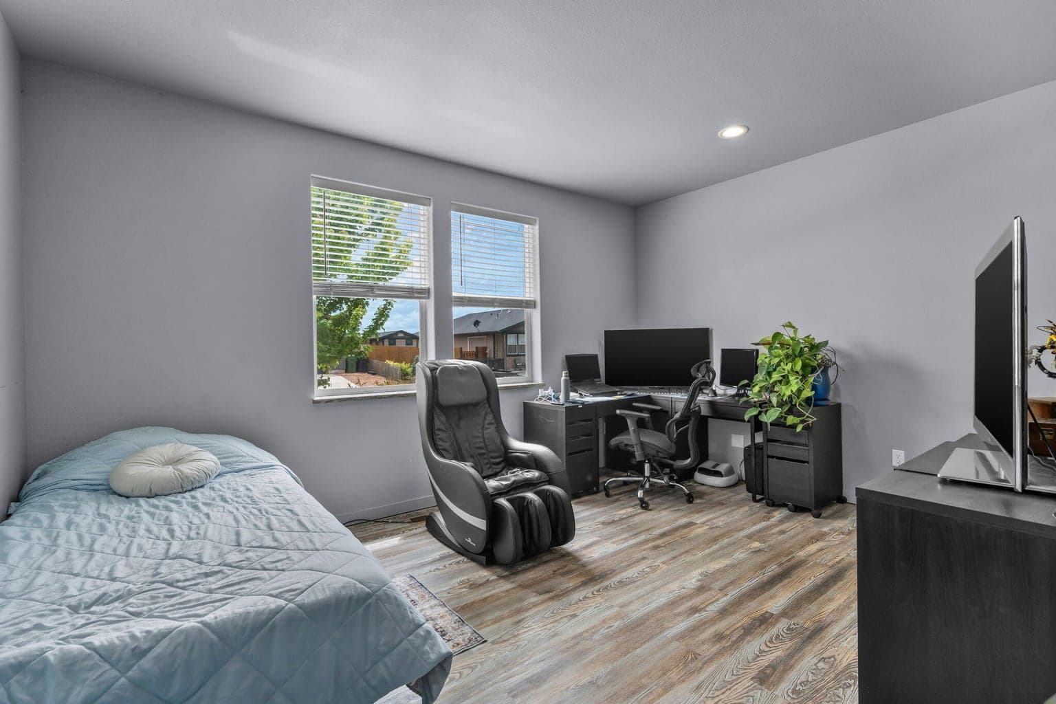 Photo of 495 SE Leisek Way 10 of 40