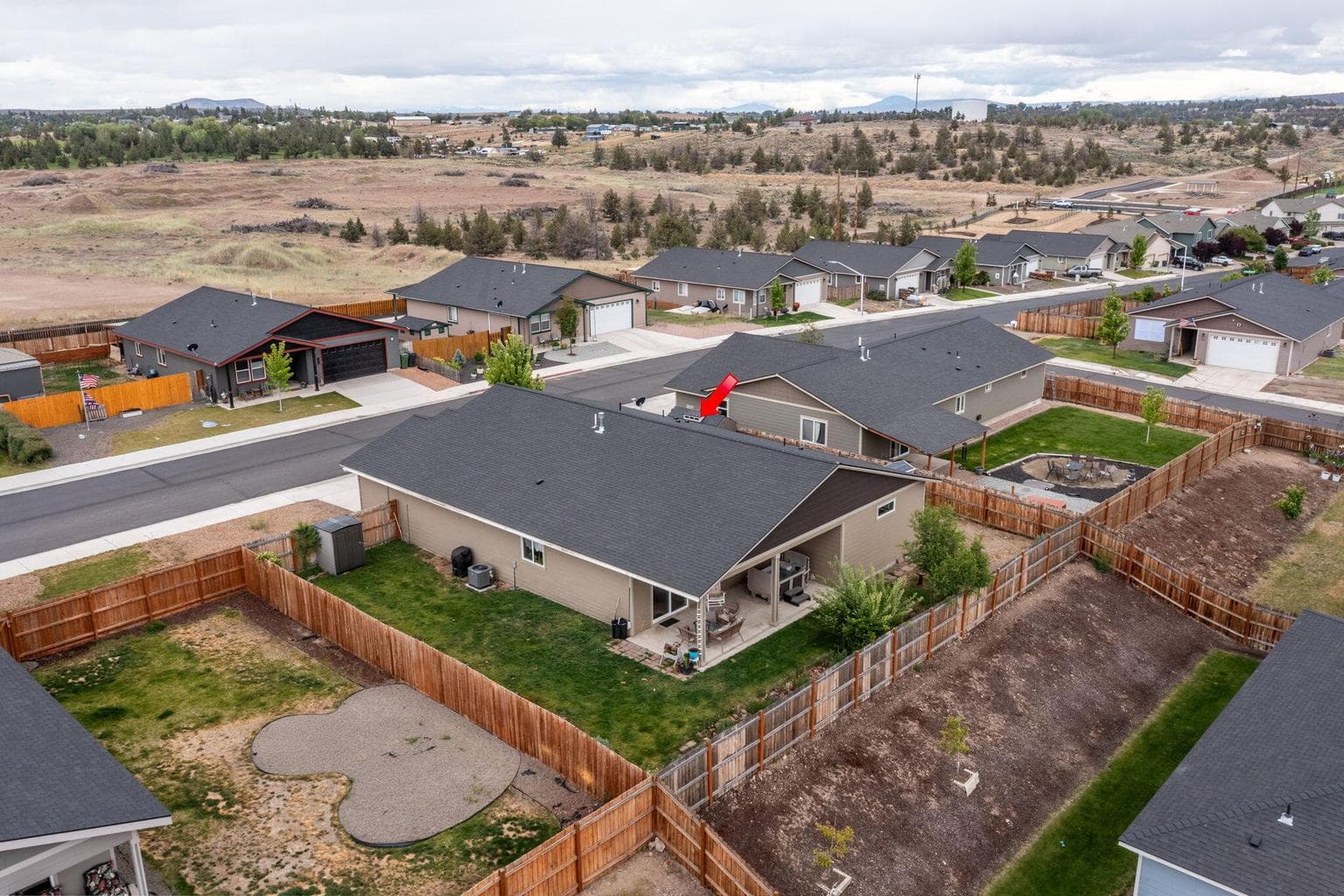 Photo of 495 SE Leisek Way 37 of 40