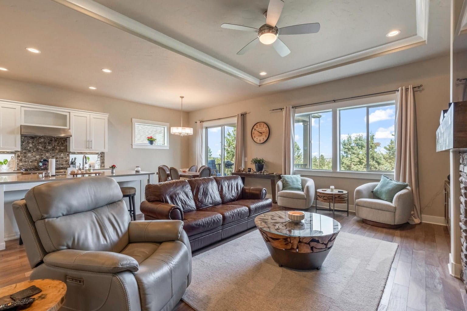 Photo of 2375 Majestic Ridge 3 of 27