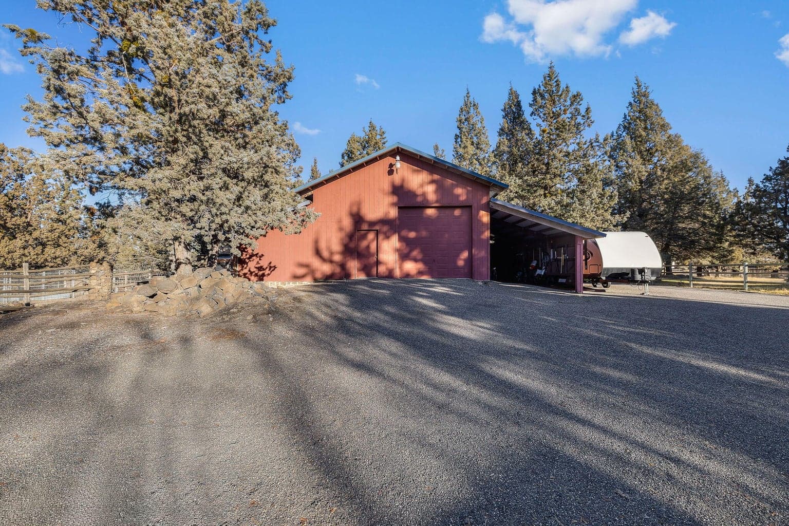 Photo of 63425 Deschutes Market 5 of 43