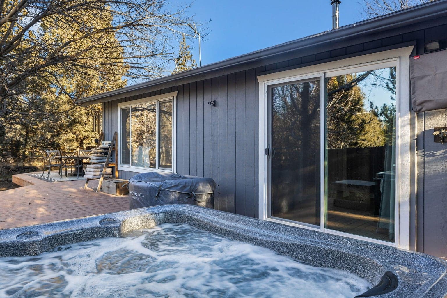 Photo of 63425 Deschutes Market Road 24 of 48
