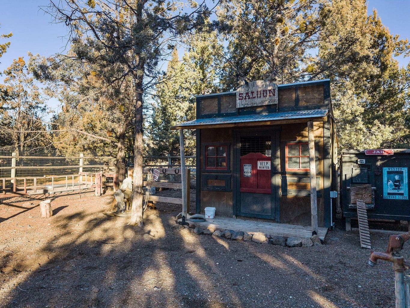 Photo of 63425 Deschutes Market Road 35 of 48