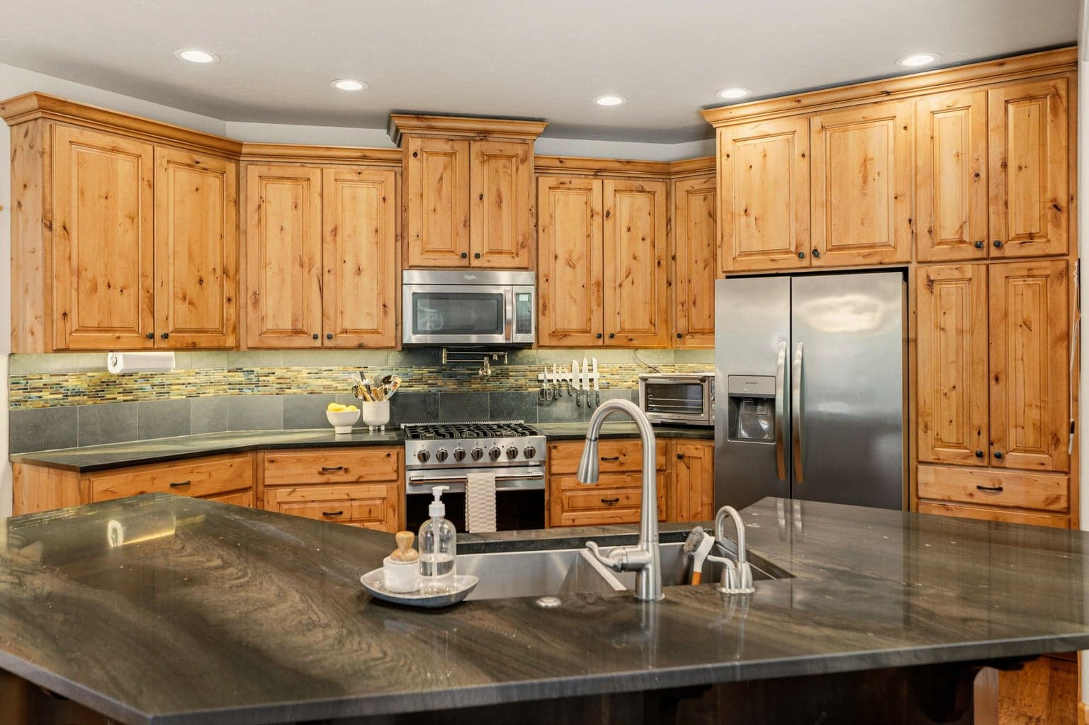Photo of 21125 Bear Creek Road 9 of 71
