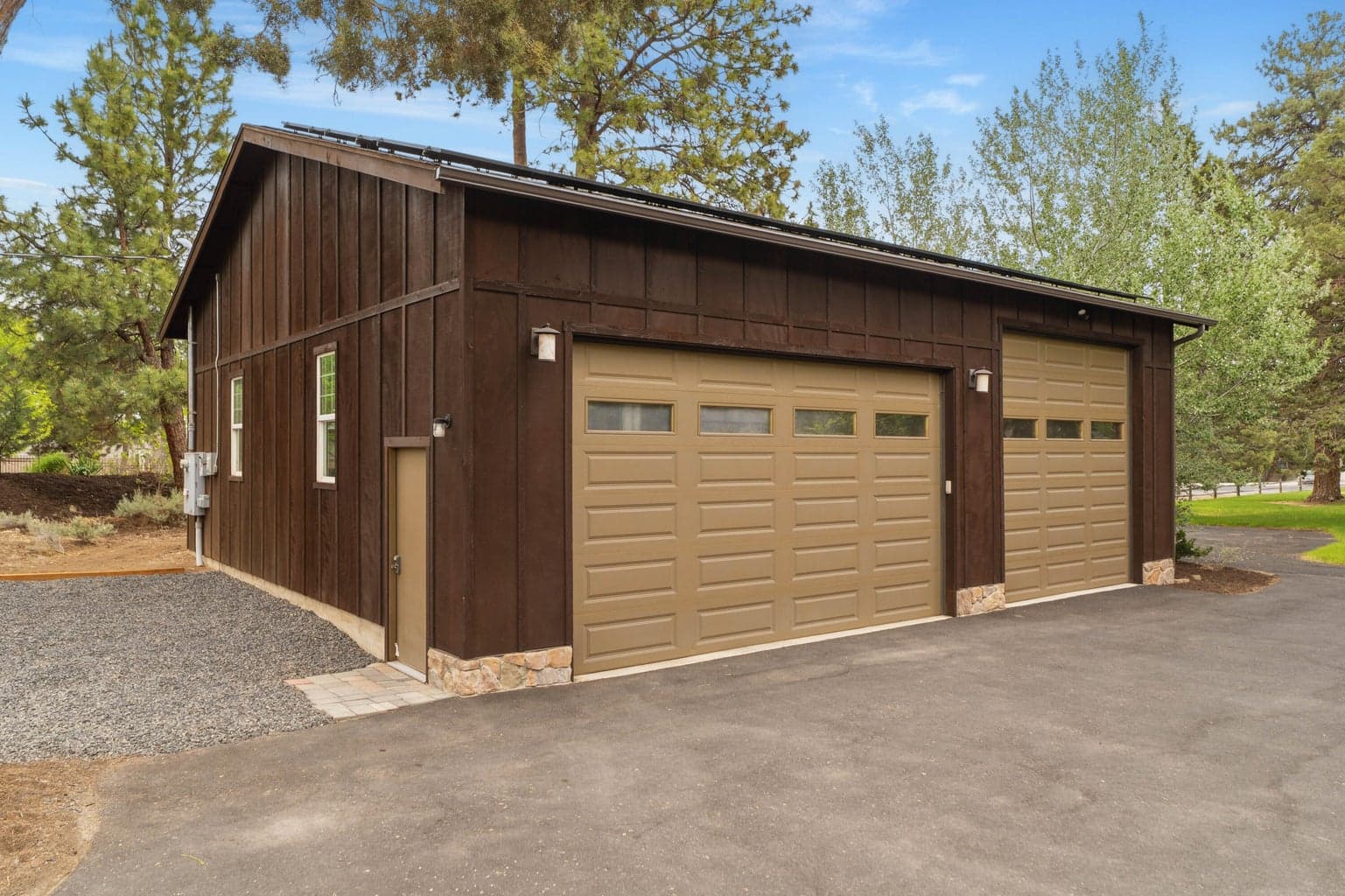 Photo of 21125 Bear Creek 3 of 70