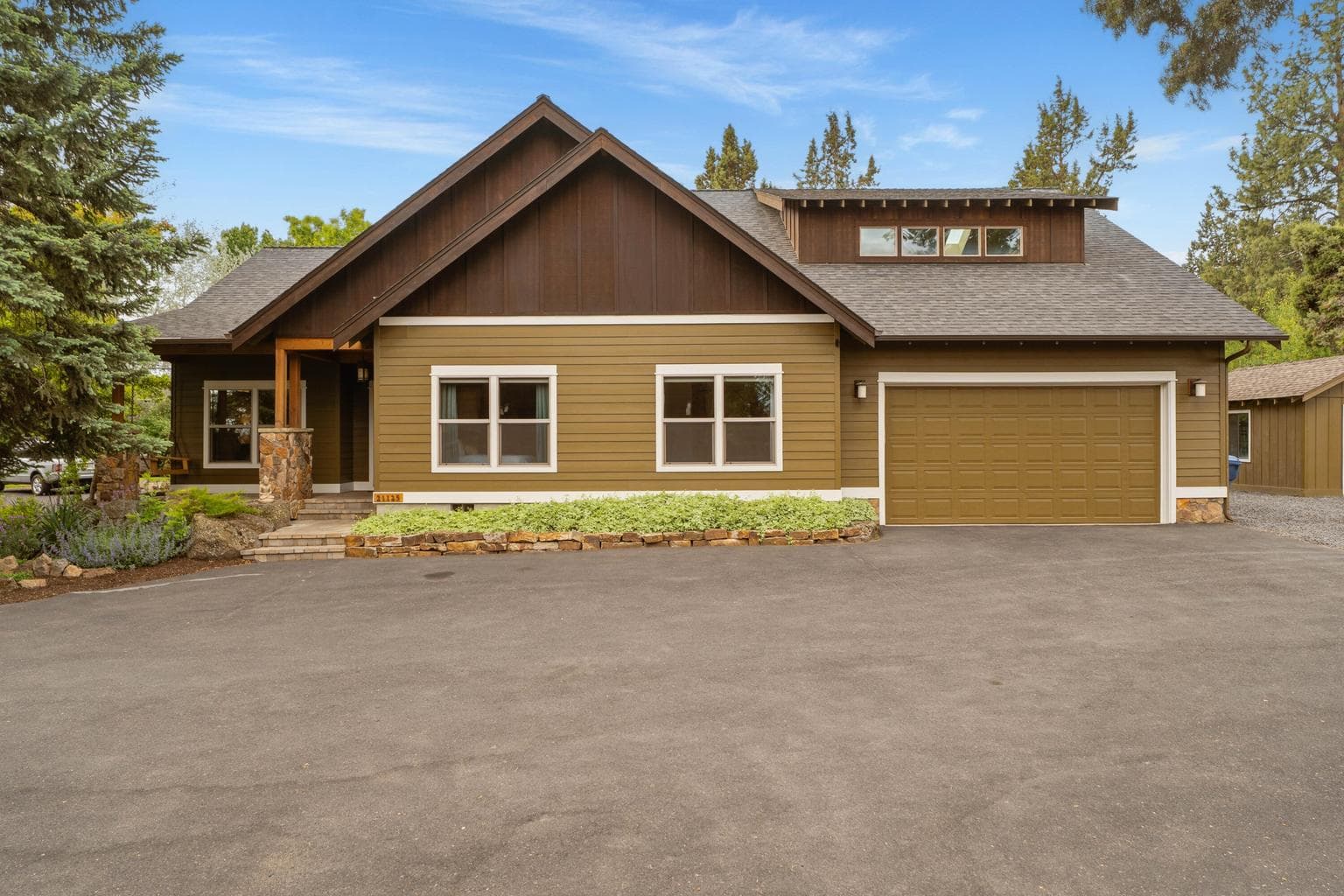 Photo of 21125 Bear Creek 2 of 70