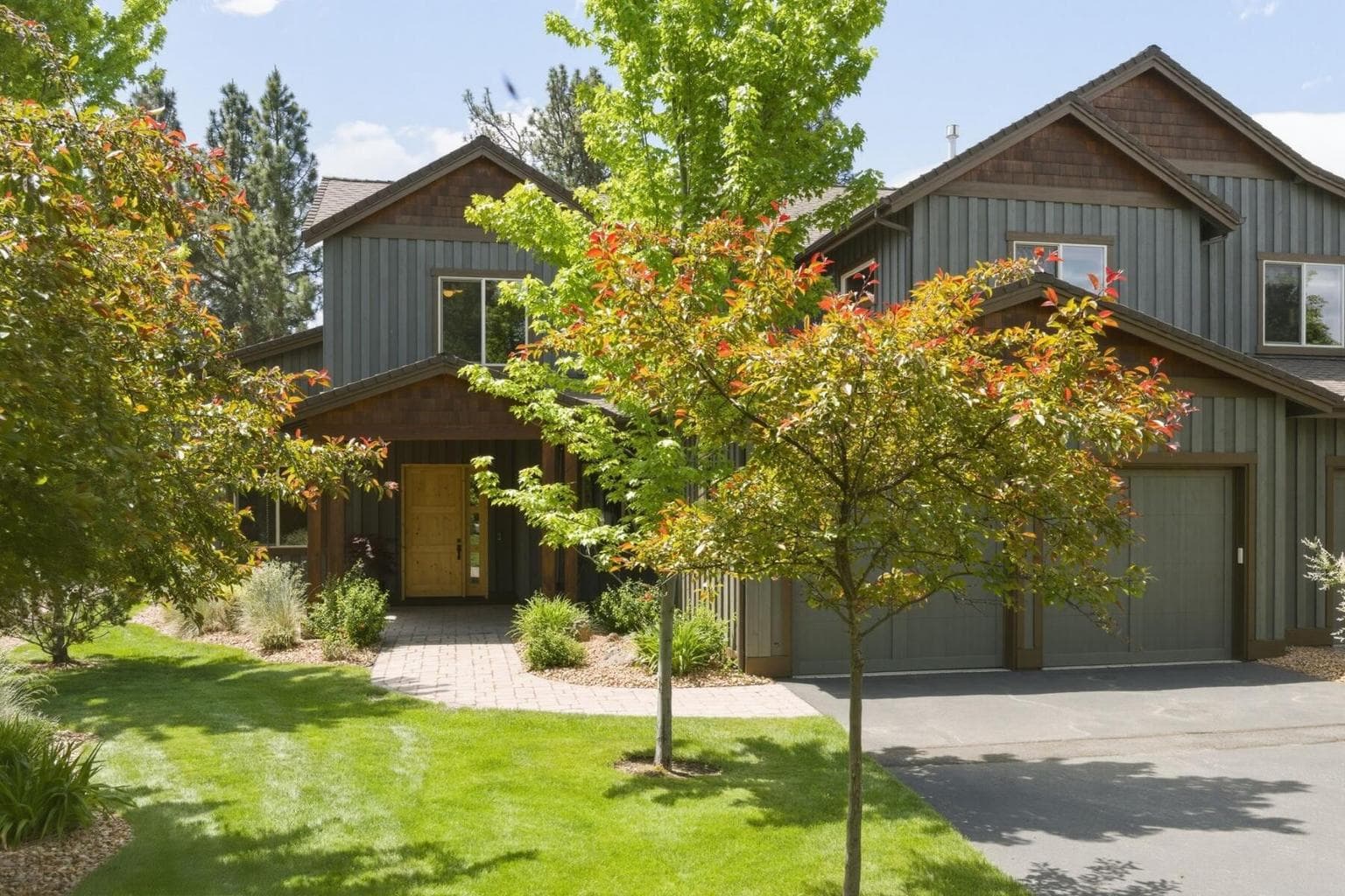 Landscaping & exterior home maintenance is covered by HOA