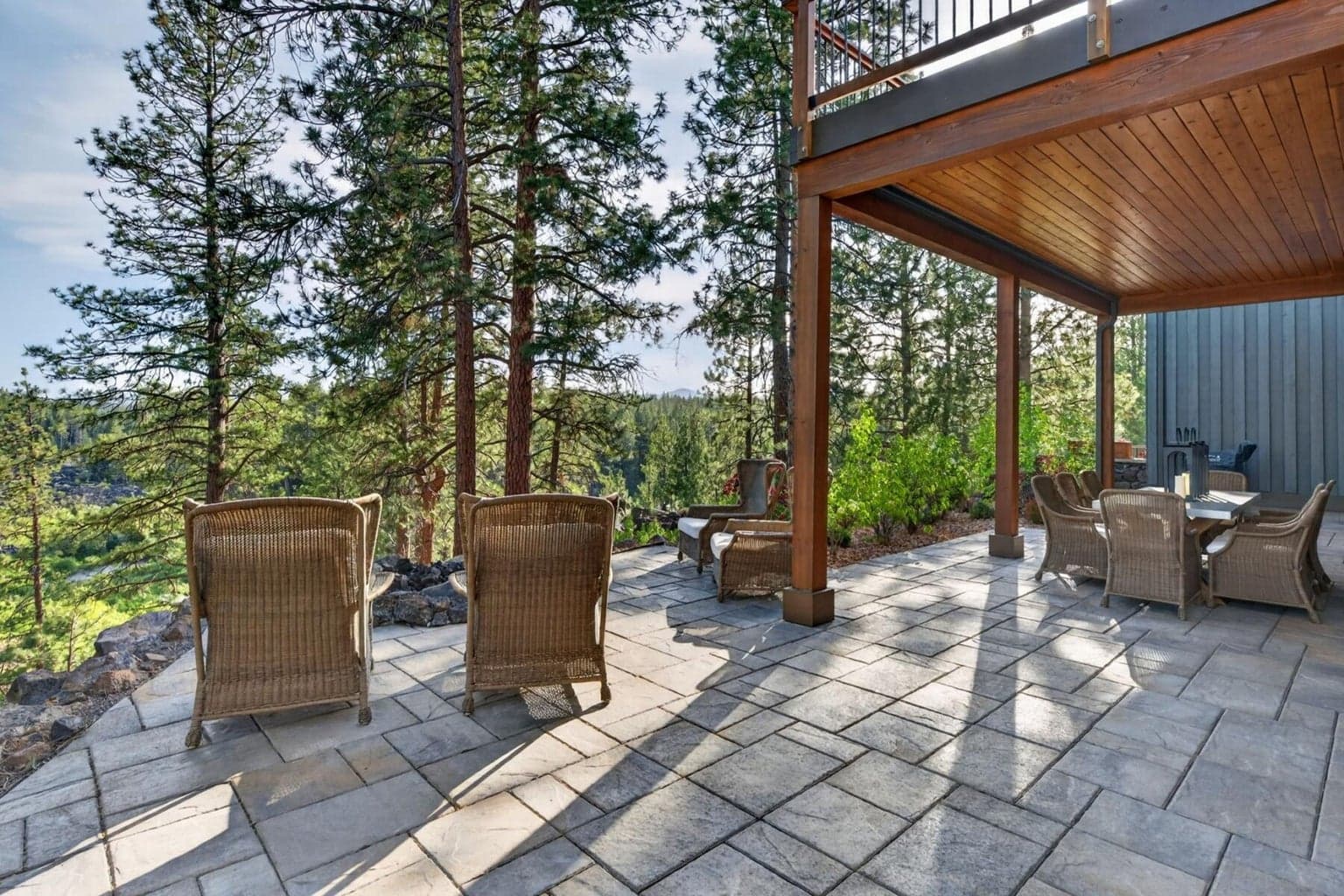 1,300 sf of paver patio