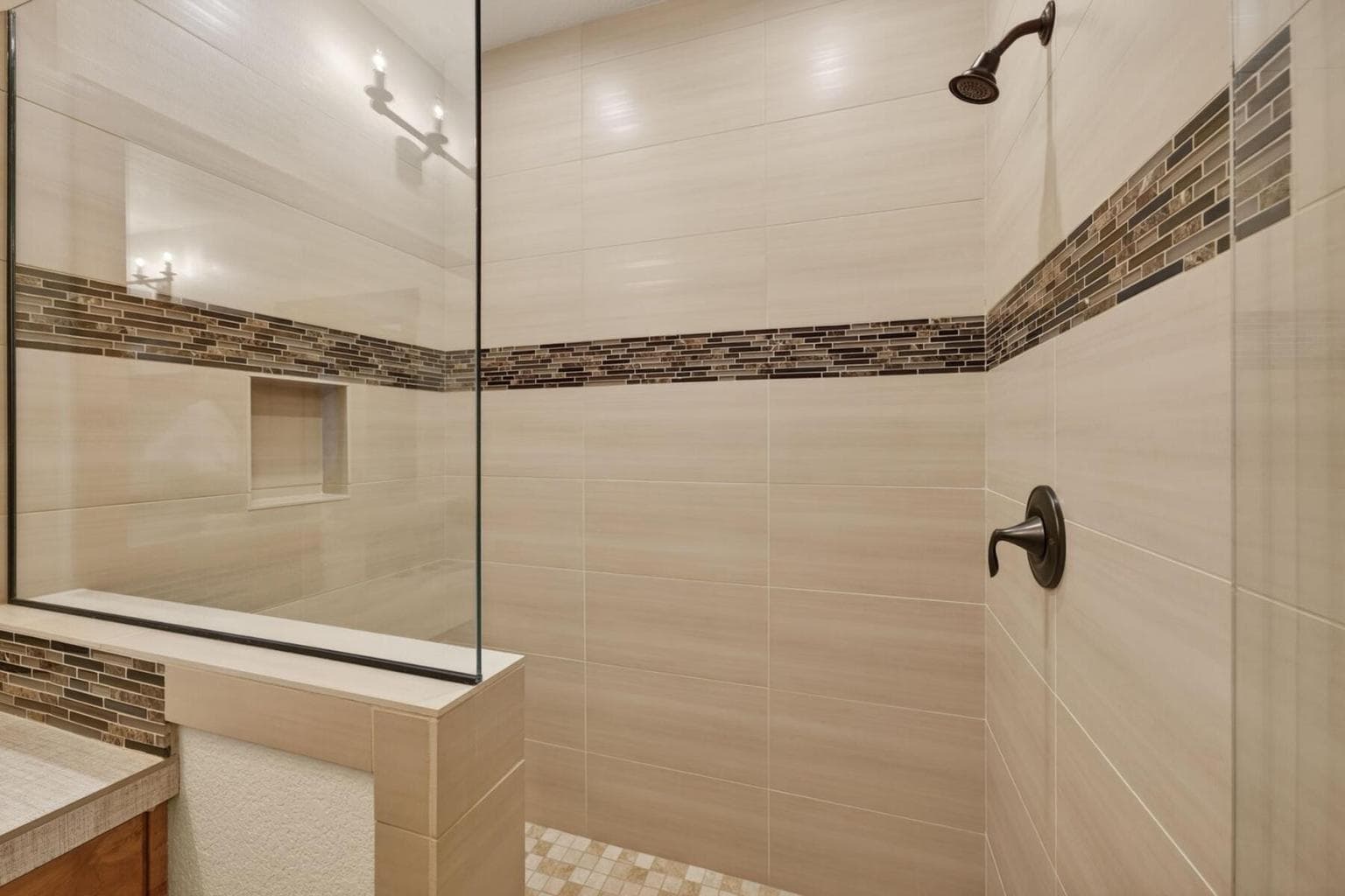 Guest Suite 1 - en suite bathroom with walk in shower