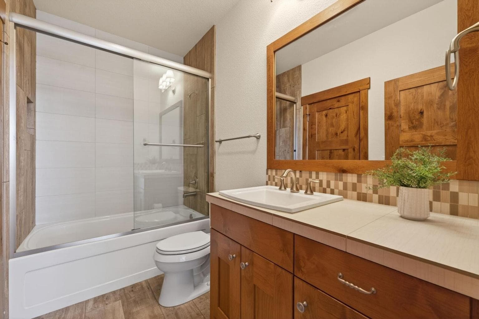 Upstairs Bathroom