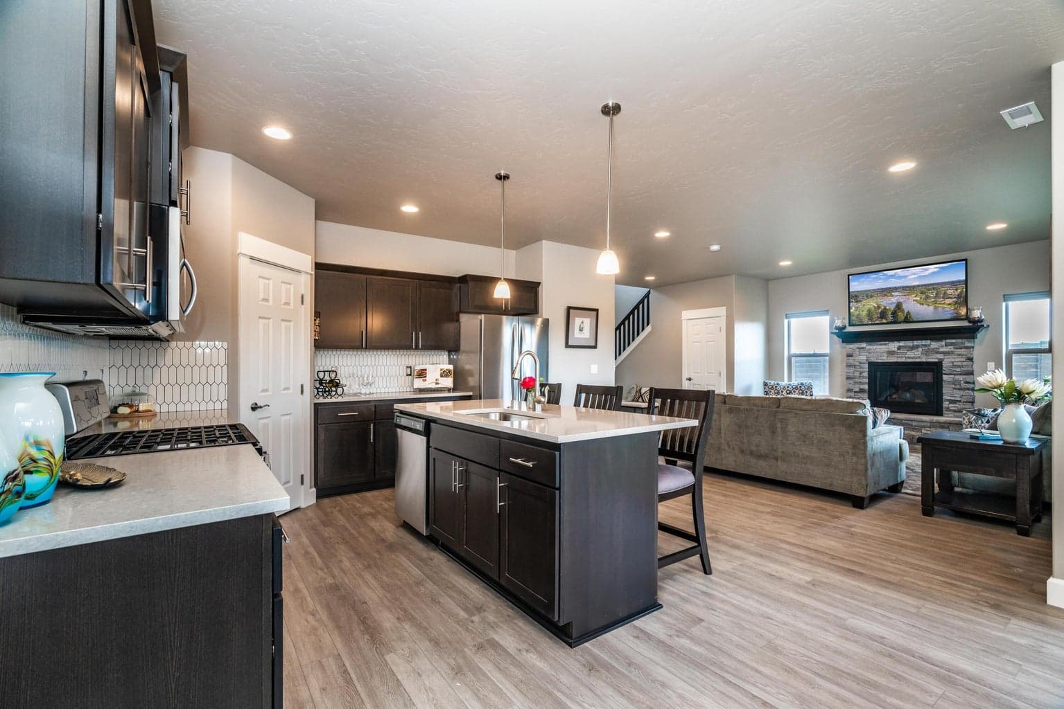 Photo of 20568 Kira Drive 8 of 17