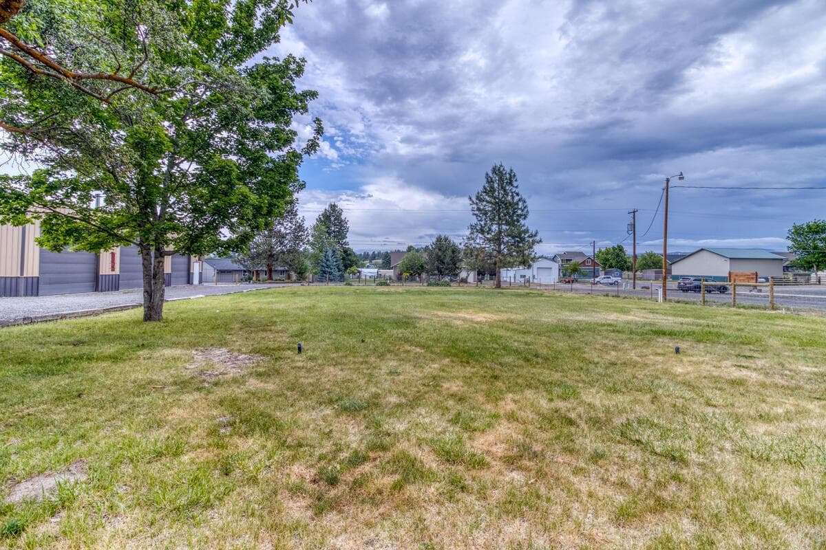 Photo of 566 NW McDonald Road 25 of 41